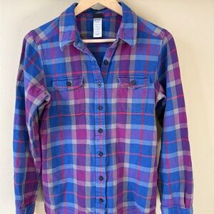 Patagonia women’s fjord flannel